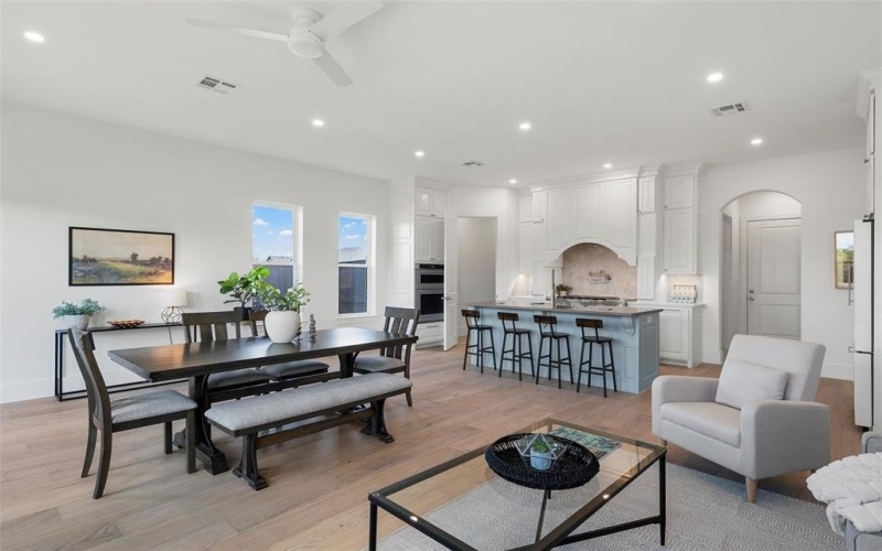 13052 Rainier Drive, Woodway, TX 76712, 3 Habitaciones Habitaciones , ,3 BañosBaños,Residential,En Venta,13052 Rainier Drive,0,21071310