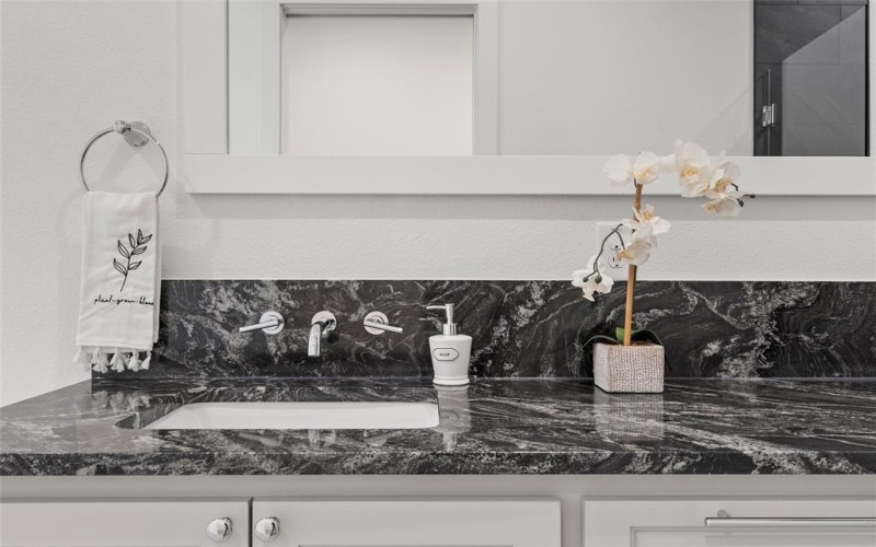 13052 Rainier Drive, Woodway, TX 76712, 3 Habitaciones Habitaciones , ,3 BañosBaños,Residential,En Venta,13052 Rainier Drive,0,21071310