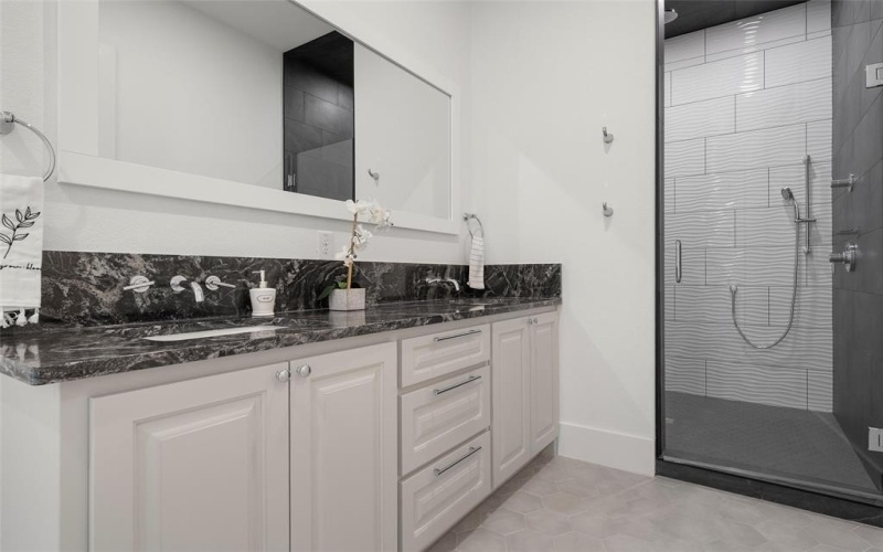 13052 Rainier Drive, Woodway, TX 76712, 3 Habitaciones Habitaciones , ,3 BañosBaños,Residential,En Venta,13052 Rainier Drive,0,21071310