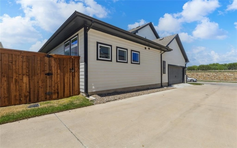 13361 Hedgebrook Place, Fort Worth, TX 76008, 3 Bedrooms Bedrooms, ,2 BathroomsBathrooms,Residential,For Sale,13361 Hedgebrook Place,0,21071372