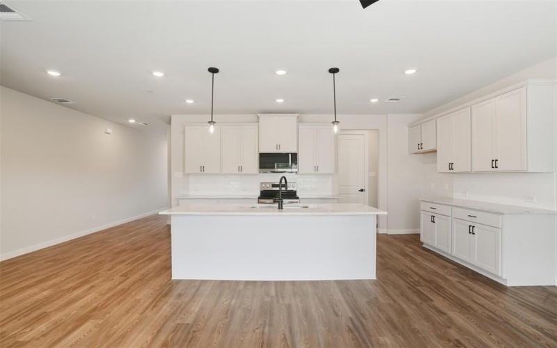 1606 Governors Boulevard, Heath, TX 75032, 3 Habitaciones Habitaciones , ,2 BañosBaños,Residential,En Venta,1606 Governors Boulevard,0,21071400