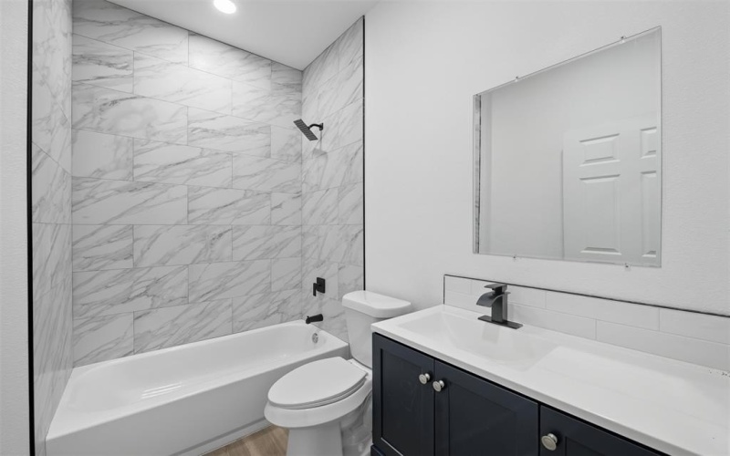 4302 Mountain Hollow Drive, Granbury, TX 76048, 3 Habitaciones Habitaciones , ,2 BañosBaños,Residential,En Venta,4302 Mountain Hollow Drive,0,21071405
