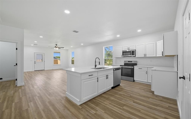 4302 Mountain Hollow Drive, Granbury, TX 76048, 3 Habitaciones Habitaciones , ,2 BañosBaños,Residential,En Venta,4302 Mountain Hollow Drive,0,21071405