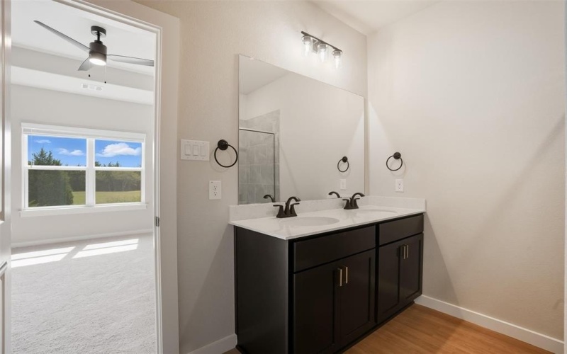 1614 Governors Boulevard, Heath, TX 75032, 3 Bedrooms Bedrooms, ,2 BathroomsBathrooms,Residential,For Sale,1614 Governors Boulevard,0,21071423