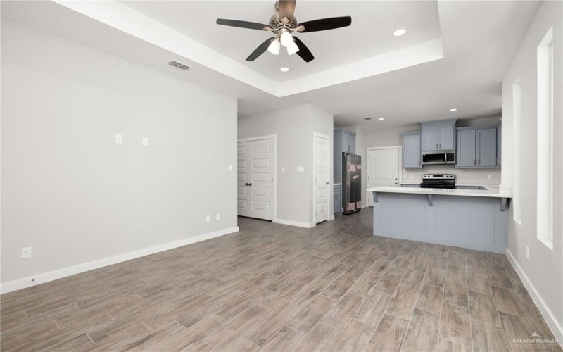 5713 Northwestern Avenue, McAllen, TX 78504, ,Residential Multi Family,En Venta,5713 Northwestern Avenue,445618