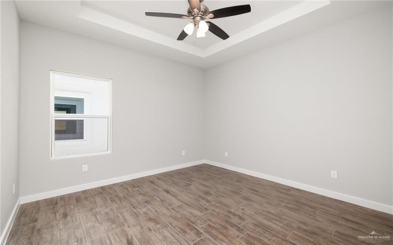 5713 Northwestern Avenue, McAllen, TX 78504, ,Residential Multi Family,En Venta,5713 Northwestern Avenue,445618