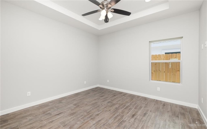 5713 Northwestern Avenue, McAllen, TX 78504, ,Residential Multi Family,En Venta,5713 Northwestern Avenue,445618