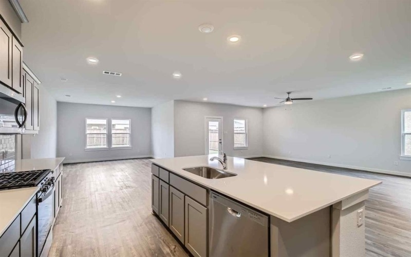 694 Cari Lane, Forney, TX 75126, 4 Bedrooms Bedrooms, ,3 BathroomsBathrooms,Residential,For Sale,694 Cari Lane,0,21071532