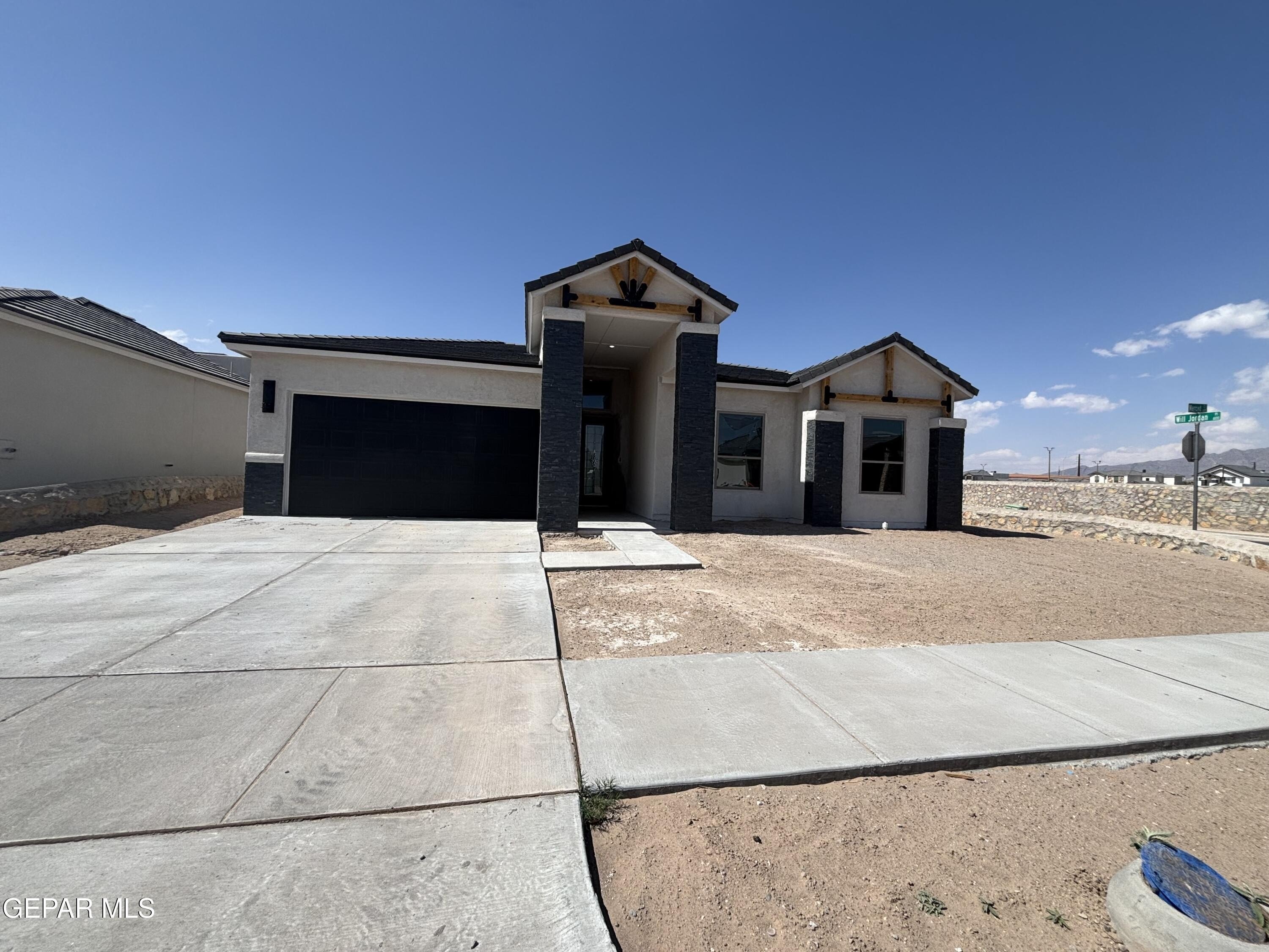321 MERCED Court, El Paso, TX 79932, 4 Habitaciones Habitaciones , ,2 BañosBaños,Residential,En Venta,321 MERCED Court,921852