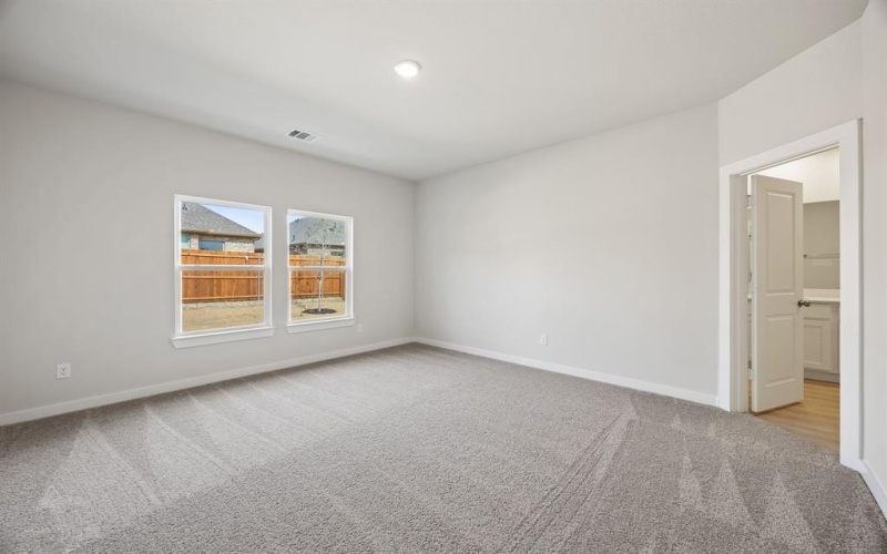 318 Amberville Drive, Red Oak, TX 75154, 4 Bedrooms Bedrooms, ,2 BathroomsBathrooms,Residential,For Sale,318 Amberville Drive,0,21071554