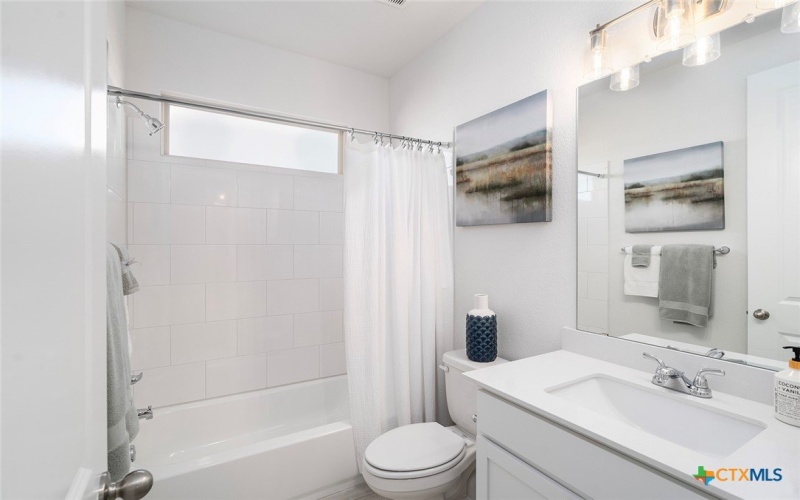 409 Salamander Street, San Marcos, TX 78666, 4 Bedrooms Bedrooms, ,5 BathroomsBathrooms,Residential,For Sale,409 Salamander Street,0,593859