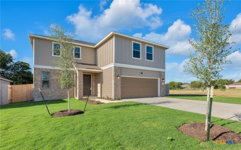 703 Ryan Street, Belton, TX 76513, 4 Habitaciones Habitaciones , ,3 BañosBaños,Residential,En Venta,703 Ryan Street,0,593874
