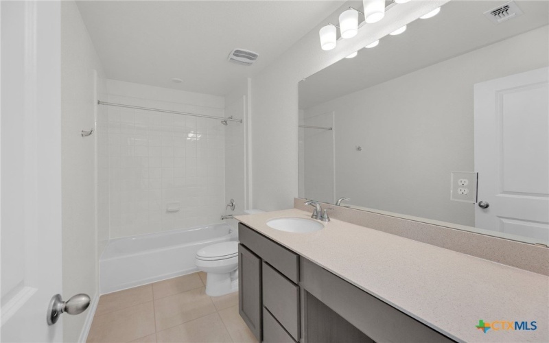 703 Ryan Street, Belton, TX 76513, 4 Habitaciones Habitaciones , ,3 BañosBaños,Residential,En Venta,703 Ryan Street,0,593874