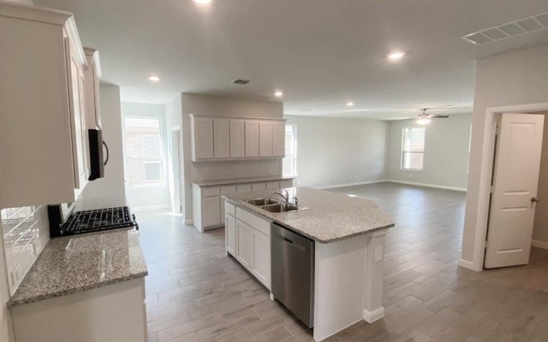 141 BERMUDA Place, Boyd, TX 76023, 4 Bedrooms Bedrooms, ,2 BathroomsBathrooms,Residential,For Sale,141 BERMUDA Place,0,21070748