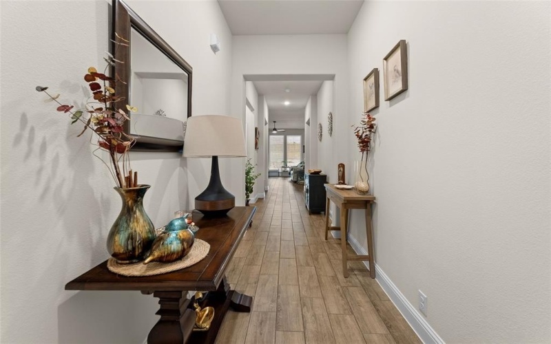 2418 Melrose Drive, Mansfield, TX 76084, 4 Habitaciones Habitaciones , ,3 BañosBaños,Residential,En Venta,2418 Melrose Drive,0,21071506