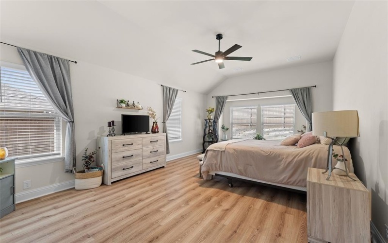 2418 Melrose Drive, Mansfield, TX 76084, 4 Habitaciones Habitaciones , ,3 BañosBaños,Residential,En Venta,2418 Melrose Drive,0,21071506