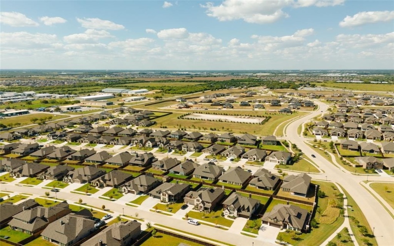 2418 Melrose Drive, Mansfield, TX 76084, 4 Habitaciones Habitaciones , ,3 BañosBaños,Residential,En Venta,2418 Melrose Drive,0,21071506