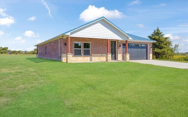 452 Spalding Road, Sherman, TX 75092, 3 Bedrooms Bedrooms, ,2 BathroomsBathrooms,Residential,For Sale,452 Spalding Road,0,21071647