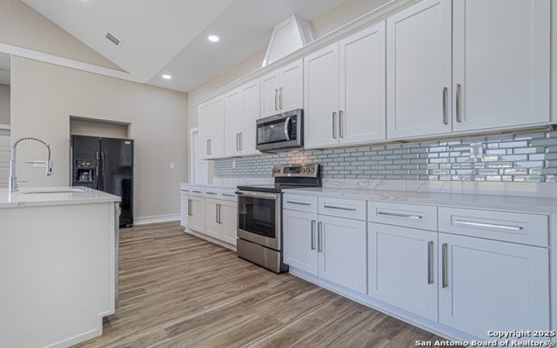 16923 Rancho Escondido, Atascosa, TX 78002, 4 Habitaciones Habitaciones , ,3 BañosBaños,Residential,En Venta,16923 Rancho Escondido,0,1911076