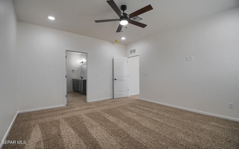 7456 NORTE VALLEY Lane, El Paso, TX 79934, 4 Bedrooms Bedrooms, ,2 BathroomsBathrooms,Residential,For Sale,7456 NORTE VALLEY Lane,921881