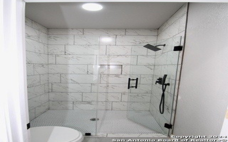 176 hidden ranch, Floresville, TX 78114, 4 Habitaciones Habitaciones , ,2 BañosBaños,Residential,En Venta,176 hidden ranch,0,1911120