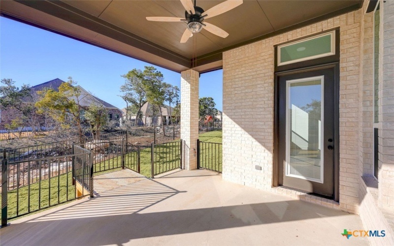 121 Cherokee Sedge Path, San Marcos, TX 78666, 4 Habitaciones Habitaciones , ,5 BañosBaños,Residential,En Venta,121 Cherokee Sedge Path,0,593903