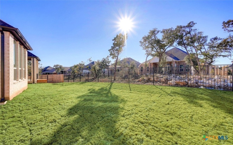 121 Cherokee Sedge Path, San Marcos, TX 78666, 4 Habitaciones Habitaciones , ,5 BañosBaños,Residential,En Venta,121 Cherokee Sedge Path,0,593903