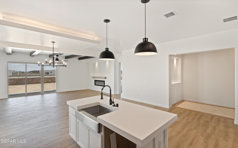 15249 Expectation Avenue, El Paso, TX 79938, 3 Habitaciones Habitaciones , ,2 BañosBaños,Residential,En Venta,15249 Expectation Avenue,0,931062