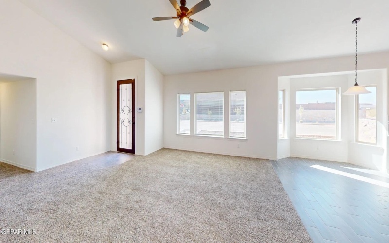 1041 Summer Lake Street, Horizon City, TX 79928, 4 Bedrooms Bedrooms, ,2 BathroomsBathrooms,Residential,For Sale,1041 Summer Lake Street,0,931100