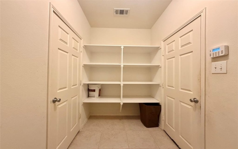 1131 Grimes Drive, Forney, TX 75126, 4 Habitaciones Habitaciones , ,2 BañosBaños,Residential,En Venta,1131 Grimes Drive,0,20911280