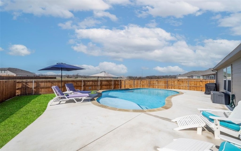 1916 Winding Creek Way, Denton, TX 76208, 3 Habitaciones Habitaciones , ,2 BañosBaños,Residential,En Venta,1916 Winding Creek Way,0,21071856