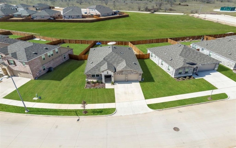 1916 Winding Creek Way, Denton, TX 76208, 3 Habitaciones Habitaciones , ,2 BañosBaños,Residential,En Venta,1916 Winding Creek Way,0,21071856