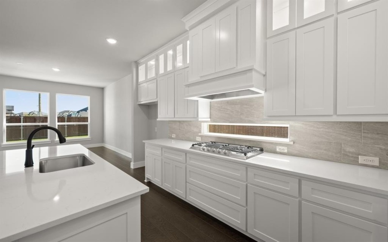 2561 Baypoint Drive, Grand Prairie, TX 75054, 5 Habitaciones Habitaciones , ,5 BañosBaños,Residential,En Venta,2561 Baypoint Drive,0,21071899