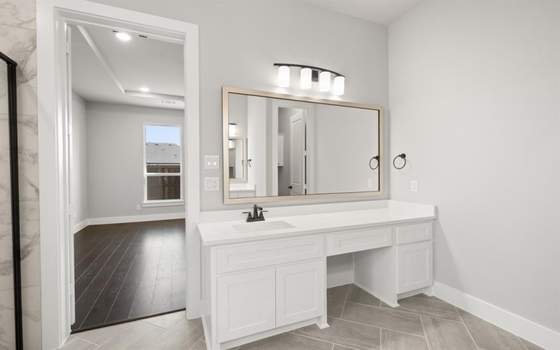 2561 Baypoint Drive, Grand Prairie, TX 75054, 5 Habitaciones Habitaciones , ,5 BañosBaños,Residential,En Venta,2561 Baypoint Drive,0,21071899