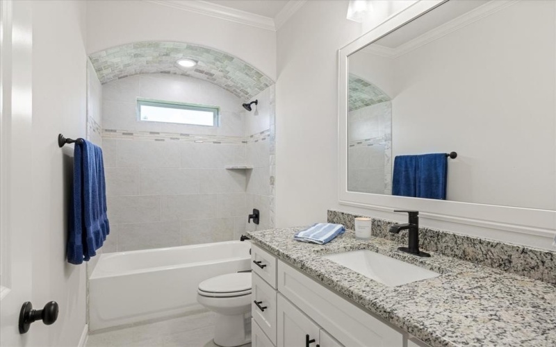 3004 Hazlewood Road, Granbury, TX 76049, 4 Bedrooms Bedrooms, ,3 BathroomsBathrooms,Residential,For Sale,3004 Hazlewood Road,0,21061250