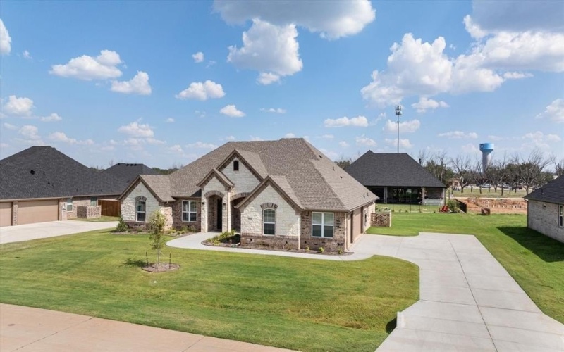 3004 Hazlewood Road, Granbury, TX 76049, 4 Bedrooms Bedrooms, ,3 BathroomsBathrooms,Residential,For Sale,3004 Hazlewood Road,0,21061250