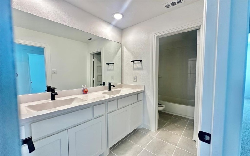 2132 Chance Lane, Northlake, TX 76247, 4 Bedrooms Bedrooms, ,3 BathroomsBathrooms,Residential,For Sale,2132 Chance Lane,0,21067139