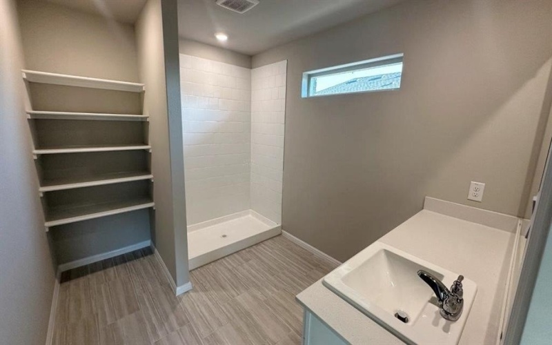 410 LUBBOCK Drive, Azle, TX 76020, 4 Habitaciones Habitaciones , ,2 BañosBaños,Residential,En Venta,410 LUBBOCK Drive,0,21069735