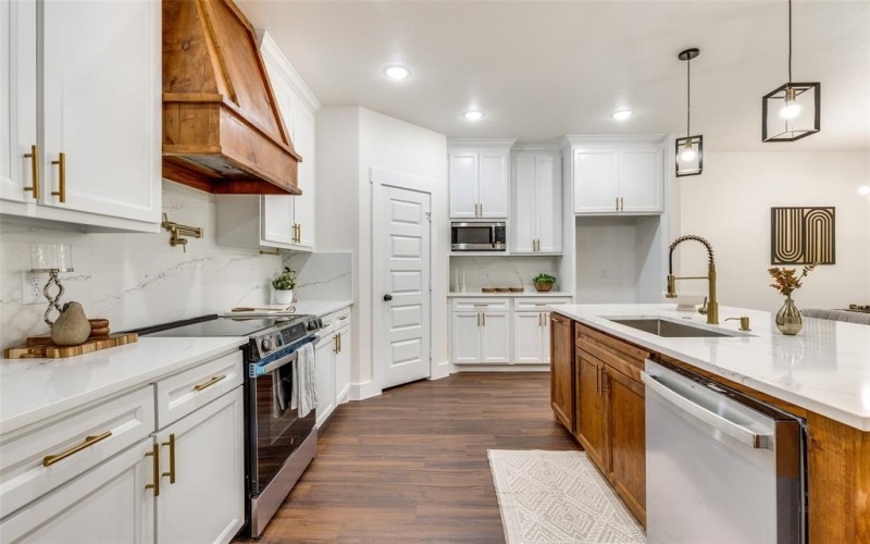 3416 Mount Horum Way, Fort Worth, TX 76105, 4 Habitaciones Habitaciones , ,2 BañosBaños,Residential,En Venta,3416 Mount Horum Way,0,21070749