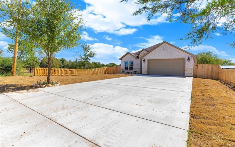 868 Fuller Road, Cleburne, TX 76033, 4 Bedrooms Bedrooms, ,2 BathroomsBathrooms,Residential,For Sale,868 Fuller Road,0,21071576