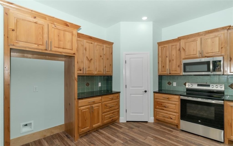 868 Fuller Road, Cleburne, TX 76033, 4 Bedrooms Bedrooms, ,2 BathroomsBathrooms,Residential,For Sale,868 Fuller Road,0,21071576