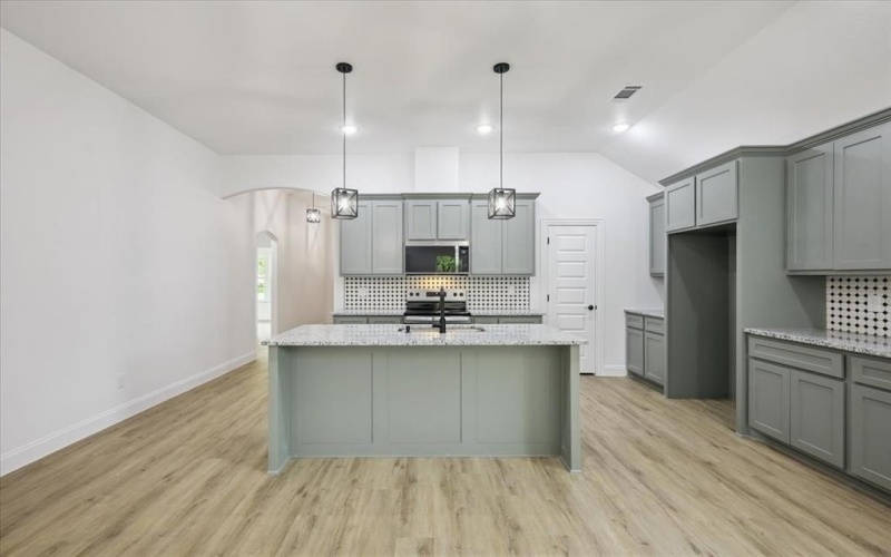 111 N Oak Street, Ector, TX 75439, 3 Bedrooms Bedrooms, ,2 BathroomsBathrooms,Residential,For Sale,111 N Oak Street,0,21071688