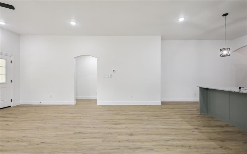 111 N Oak Street, Ector, TX 75439, 3 Bedrooms Bedrooms, ,2 BathroomsBathrooms,Residential,For Sale,111 N Oak Street,0,21071688