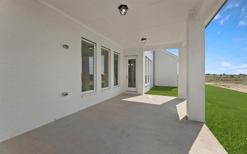 6211 Cedar Elm Road, Midlothian, TX 76065, 4 Bedrooms Bedrooms, ,3 BathroomsBathrooms,Residential,For Sale,6211 Cedar Elm Road,0,21071788