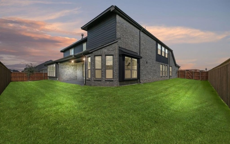 2221 Angelina Street, Mansfield, TX 76063, 5 Habitaciones Habitaciones , ,5 BañosBaños,Residential,En Venta,2221 Angelina Street,0,21071833