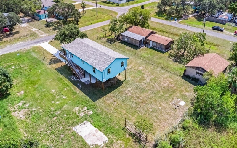 1123 S Fuqua Street, Rockport, TX 78382, 3 Bedrooms Bedrooms, ,2 BathroomsBathrooms,Residential,For Sale,1123 S Fuqua Street,0,465487