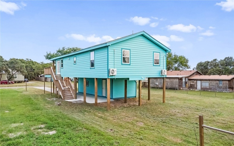 1123 S Fuqua Street, Rockport, TX 78382, 3 Bedrooms Bedrooms, ,2 BathroomsBathrooms,Residential,For Sale,1123 S Fuqua Street,0,465487