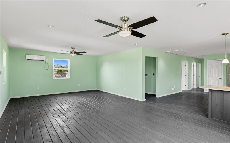 1123 S Fuqua Street, Rockport, TX 78382, 3 Bedrooms Bedrooms, ,2 BathroomsBathrooms,Residential,For Sale,1123 S Fuqua Street,0,465487
