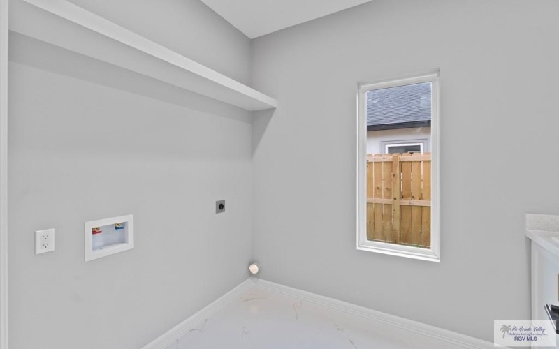 6219 QUEENS WOODS, BROWNSVILLE, TX 78526, 4 Bedrooms Bedrooms, ,3 BathroomsBathrooms,Residential,For Sale,6219 QUEENS WOODS,0,29768307