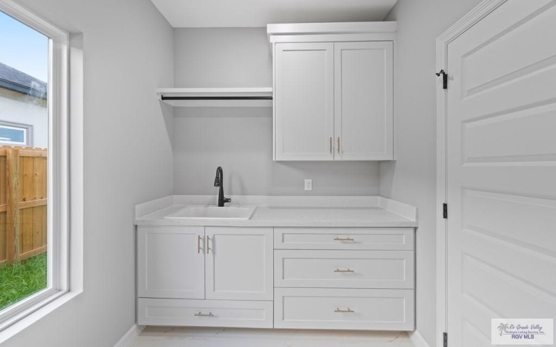 6219 QUEENS WOODS, BROWNSVILLE, TX 78526, 4 Bedrooms Bedrooms, ,3 BathroomsBathrooms,Residential,For Sale,6219 QUEENS WOODS,0,29768307